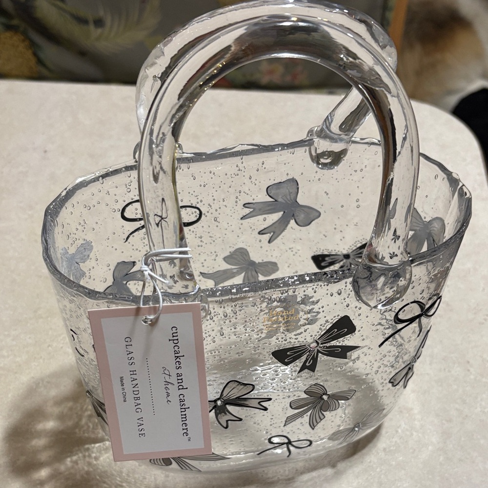 Cupcakes and cashmere glass purse vase
